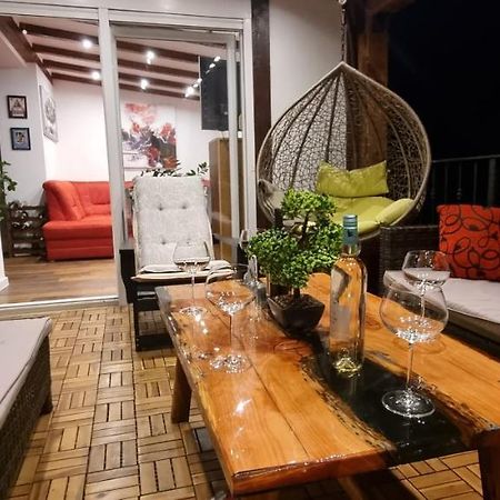 Luxurious Three Bedrooms Apartment With Two Terraces คาชเตลา ภายนอก รูปภาพ